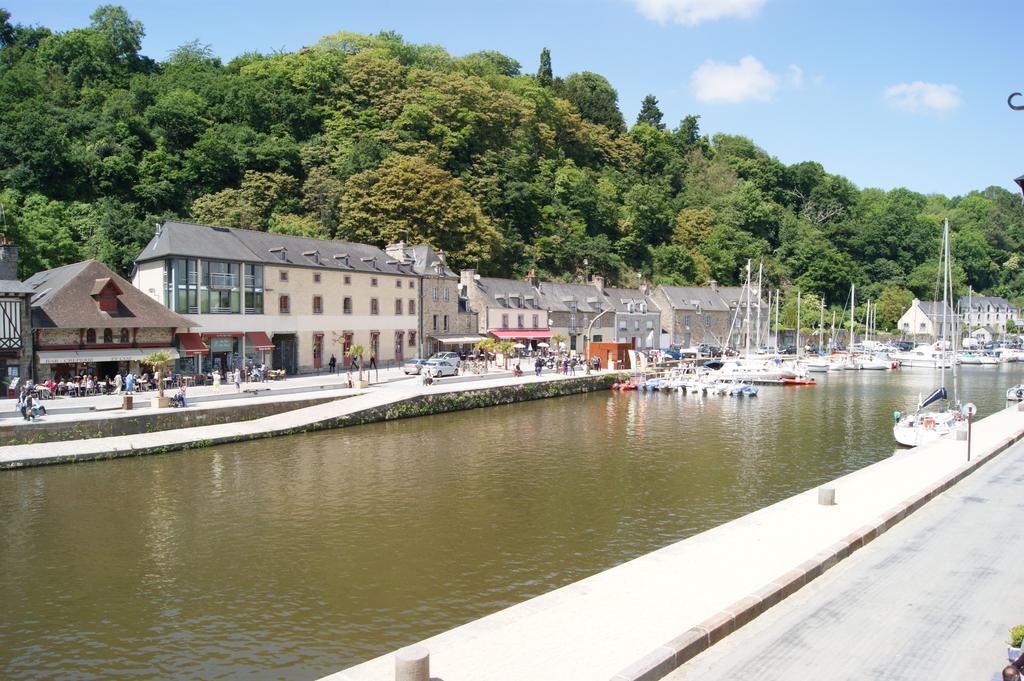 Au Fil De L'Eau - Le Bord De Rance Dinan Exterior foto