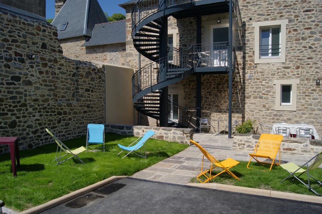 Au Fil De L'Eau - Le Bord De Rance Dinan Exterior foto