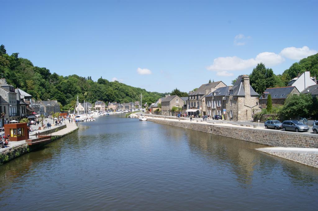 Au Fil De L'Eau - Le Bord De Rance Dinan Exterior foto
